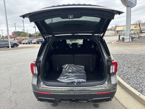 New 2026 Ford Explorer ST-Line image 31