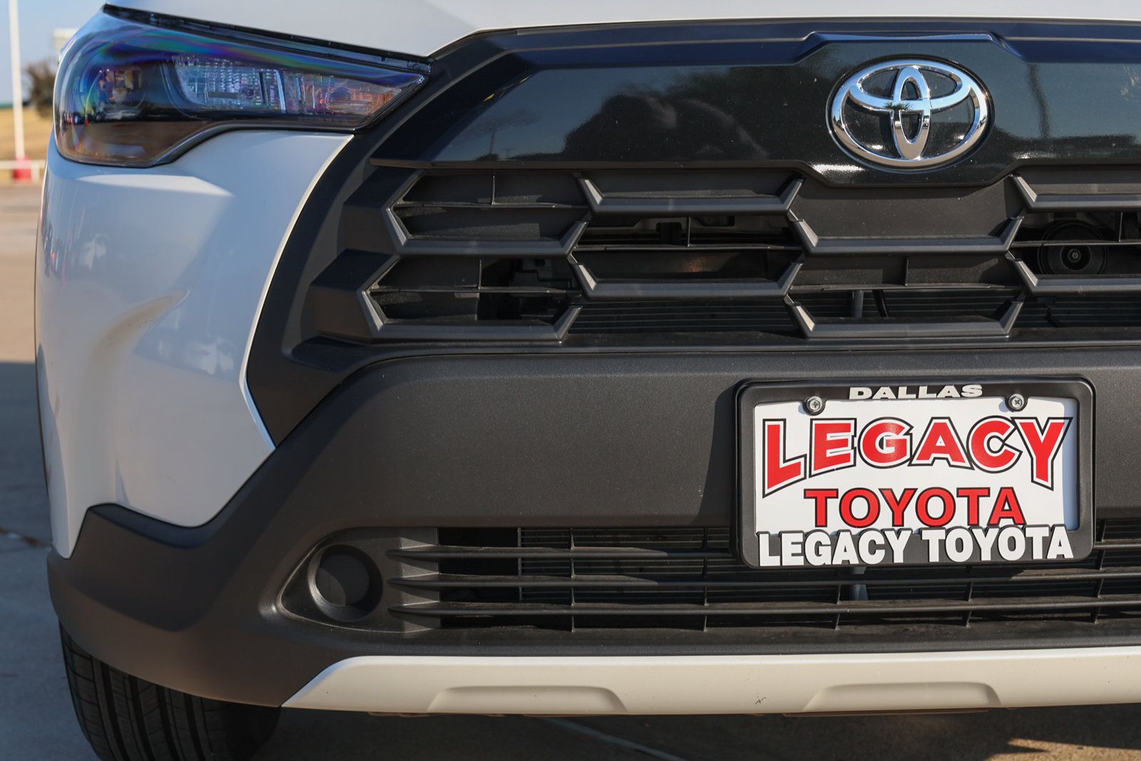 Used 2026 Toyota Corolla Cross LE FWD image 11