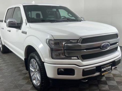 Used 2020 Ford F150 Platinum w/ Equipment Group 701A Luxury image 3