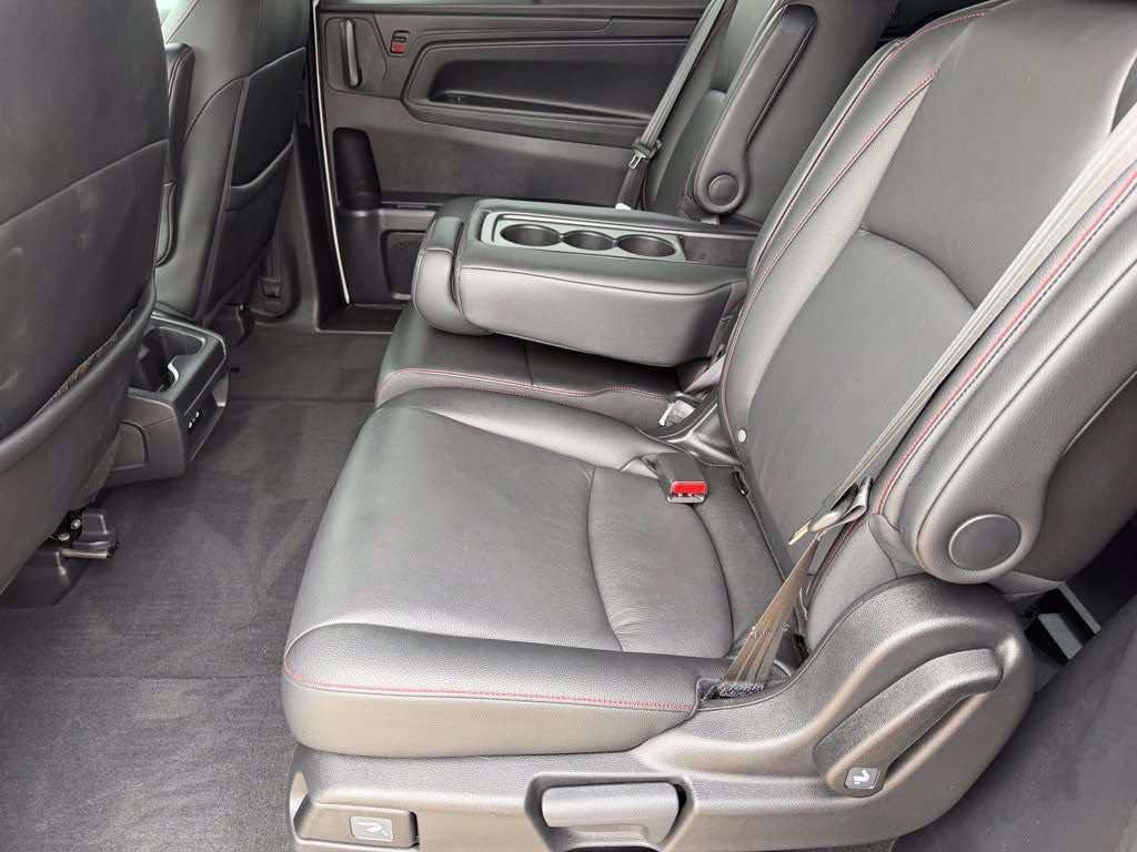 Used 2025 Honda Odyssey Sport-L image 7