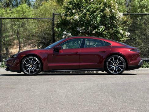 Certified 2022 Porsche Taycan RWD image 2