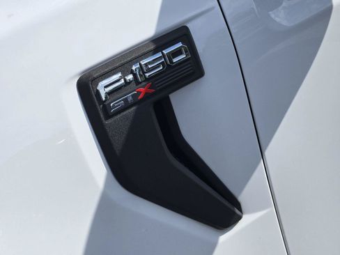 Used 2021 Ford F150 XL w/ STX Appearance Package RWD image 12