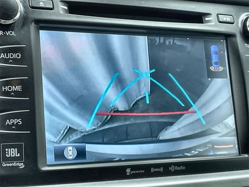 Used 2017 Toyota Highlander Limited Platinum w/ Carpet Mat Package image 25