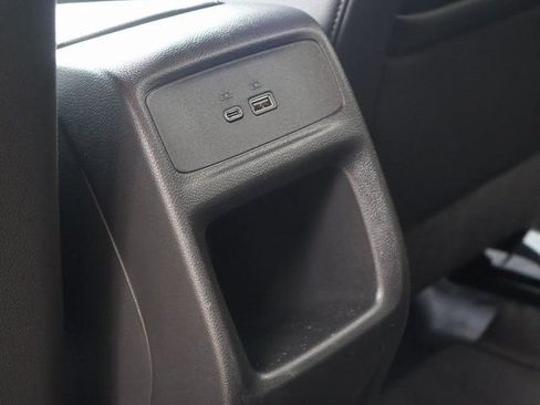 Used 2025 Buick Envista Sport Touring FWD image 17