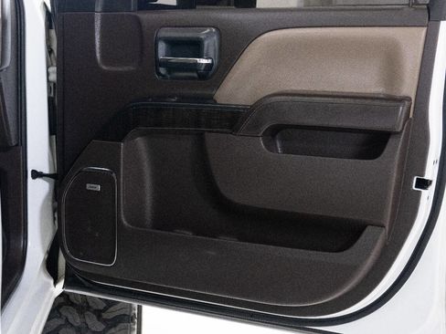 Used 2016 GMC Sierra 2500 Denali w/ Duramax Plus Package image 31