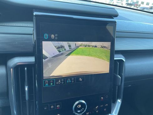Used 2025 GMC Acadia AT4 w/ LPO, Floor Liner Package AWD/4WD image 21