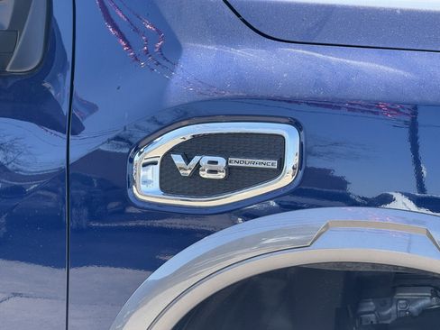 Used 2024 Nissan Titan Platinum Reserve w/ Moonroof Package image 4