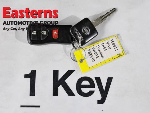 Used 2019 Nissan Frontier SV image 25