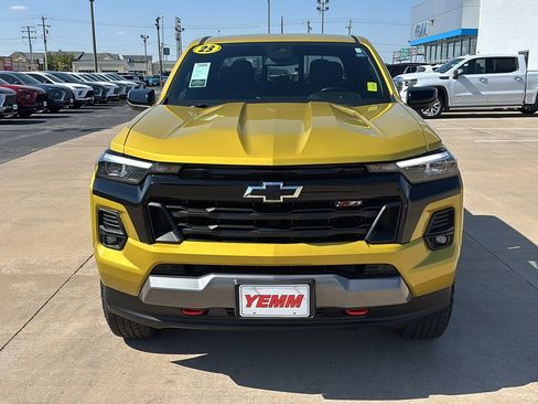 Used 2023 Chevrolet Colorado Z71 w/ Z71 Convenience Package 2 image 4