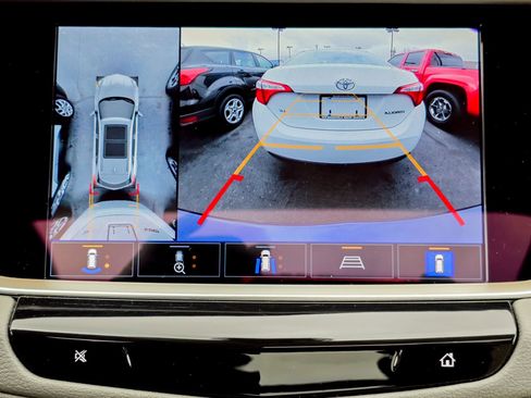 Used 2023 Cadillac XT5 Premium Luxury w/ Technology Package image 34