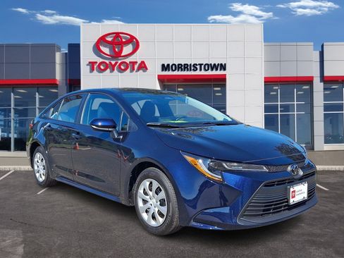 Certified 2026 Toyota Corolla LE FWD image 1