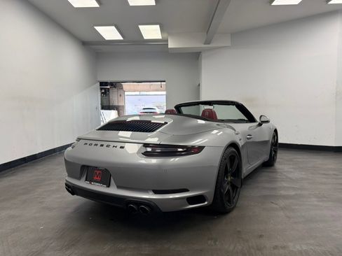 Used 2017 Porsche 911 Carrera image 18
