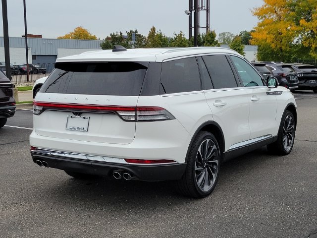 Used 2025 Lincoln Aviator Reserve w/ Equipment Group 201A AWD/4WD image 4