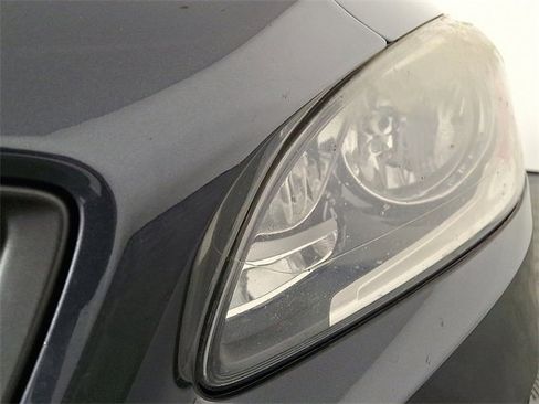 Used 2015 Volvo V60 T5 Cross Country w/ Climate Package image 12