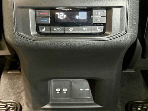 Used 2023 Volkswagen Atlas SEL Premium AWD/4WD image 34
