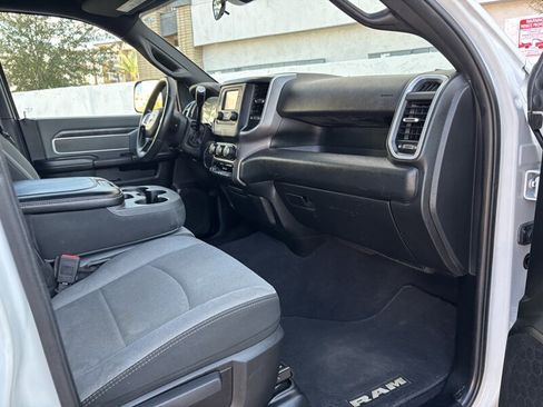 Used 2021 RAM 2500 Big Horn image 21