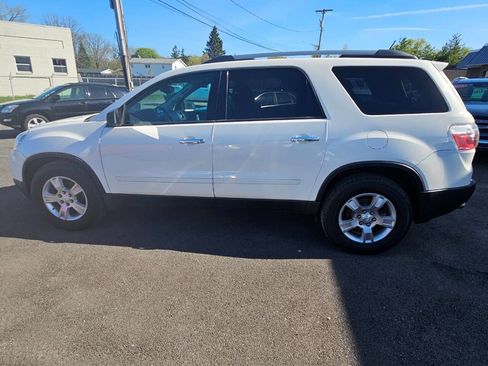 Used 2011 GMC Acadia SL w/ Preferred Package AWD/4WD image 9
