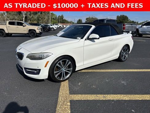Used 2017 BMW 230i Convertible image 3