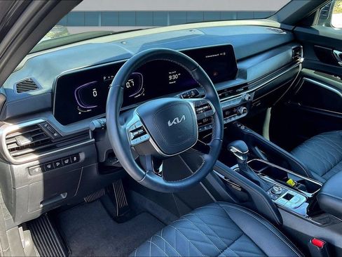 Used 2025 Kia Telluride EX X-Line AWD/4WD image 17