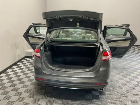 Used 2018 Ford Fusion S FWD image 29