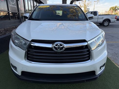 Used 2016 Toyota Highlander Limited image 2