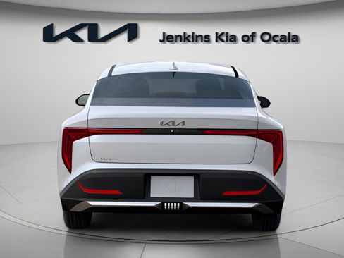 New 2025 Kia K4 LXS image 4