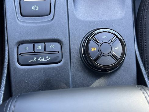 New 2025 Ford Ranger XLT w/ FX4 Off-Road Package image 8