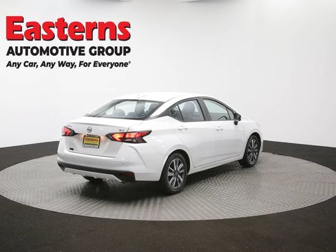 Used 2023 Nissan Versa SV FWD image 40
