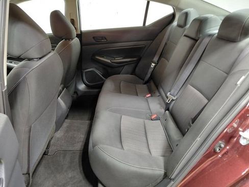 Used 2025 Nissan Altima 2.5 SV image 39