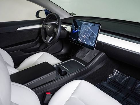 Used 2021 Tesla Model 3 Performance AWD/4WD image 14