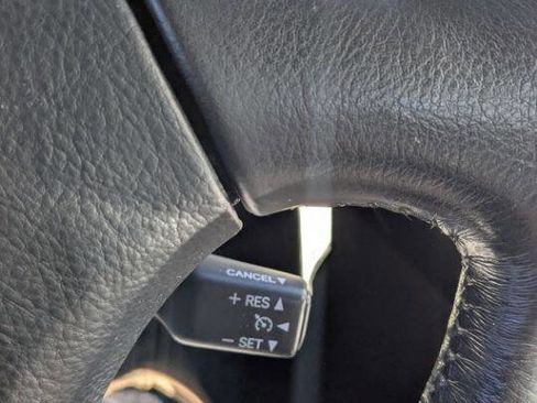 Used 2005 Lexus SC 430 Convertible RWD image 28