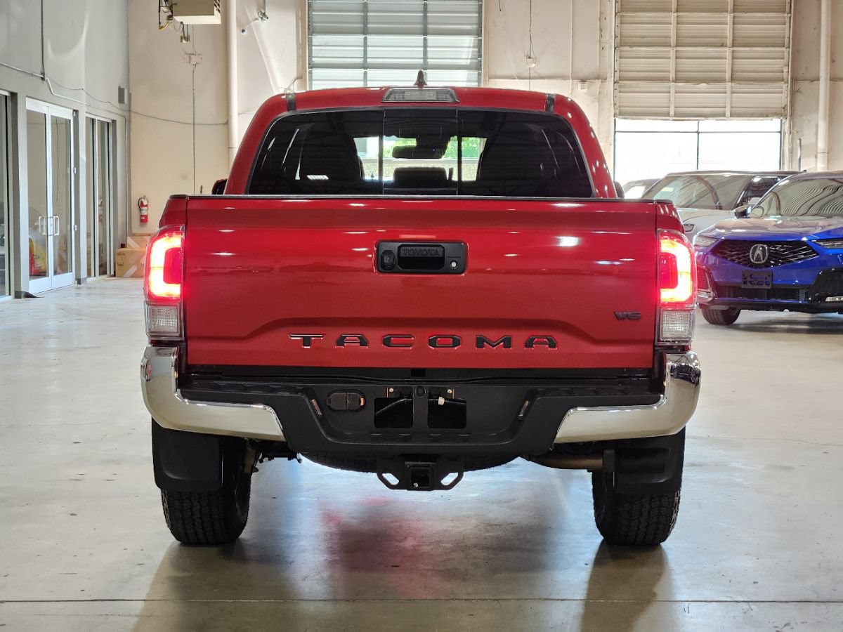 Used 2022 Toyota Tacoma TRD Off-Road AWD/4WD image 10