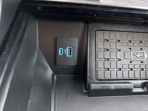 Used 2023 Ford F150 Lariat w/ Equipment Group 502A High image 14