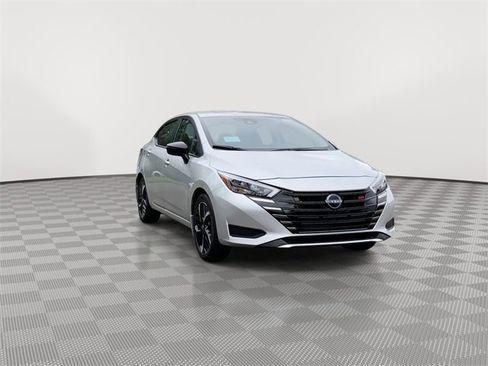 Certified 2025 Nissan Versa SR w/ Trunk Package image 2