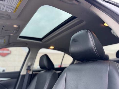 Used 2018 INFINITI Q50 Luxe image 24