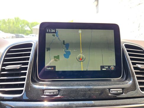 Used 2018 Mercedes-Benz GLE 350 4MATIC image 25