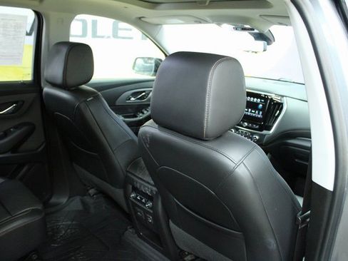 Used 2019 Chevrolet Traverse LT image 10
