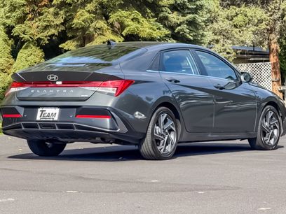 Used 2024 Hyundai Elantra Limited