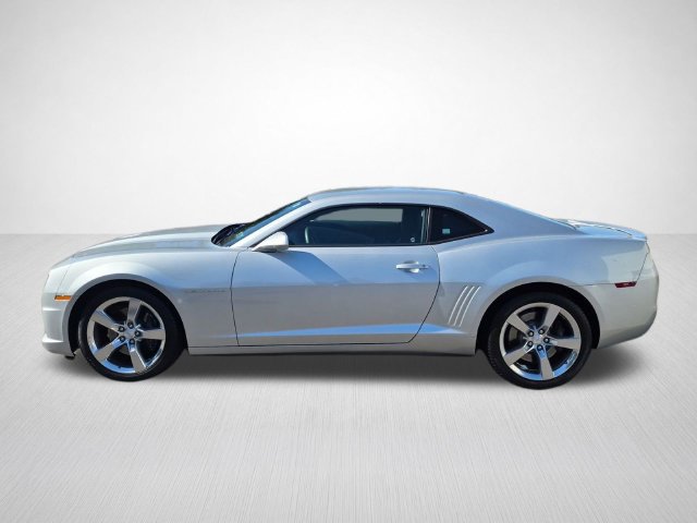 Used 2010 Chevrolet Camaro SS w/ RS Package RWD image 7