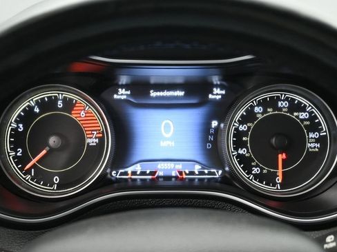 Used 2021 Jeep Cherokee High Altitude AWD/4WD image 11