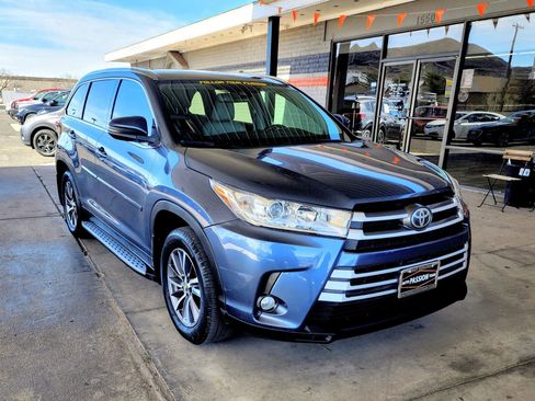 Used 2019 Toyota Highlander XLE image 7