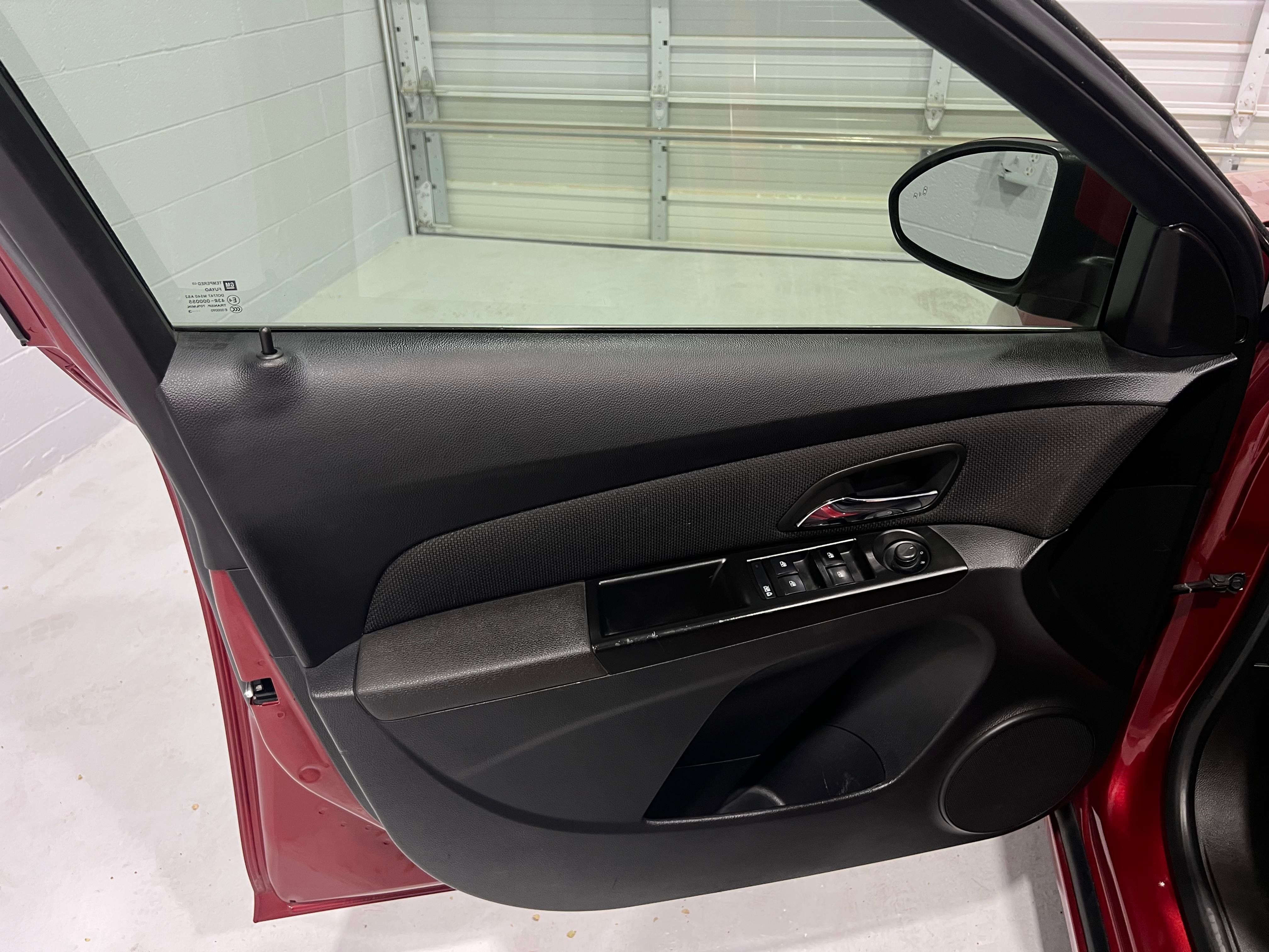 Used 2013 Chevrolet Cruze LT w/ Enhanced Safety Package FWD image 11