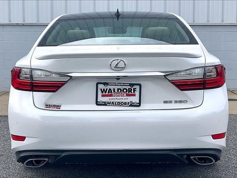 Used 2018 Lexus ES 350 w/ Luxury Package w/Wood Trim FWD image 5