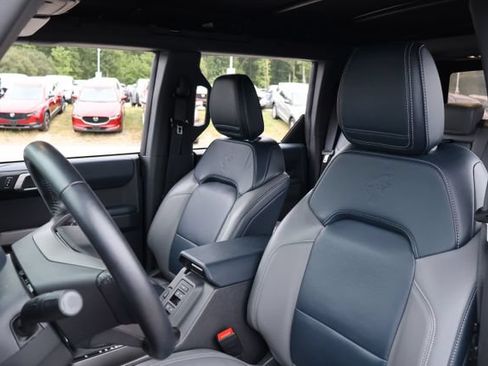 Used 2023 Ford Bronco Outer Banks AWD/4WD image 13