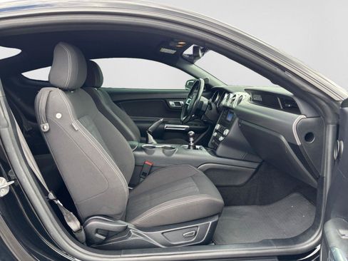 Used 2019 Ford Mustang GT w/ Black Accent Package RWD image 15