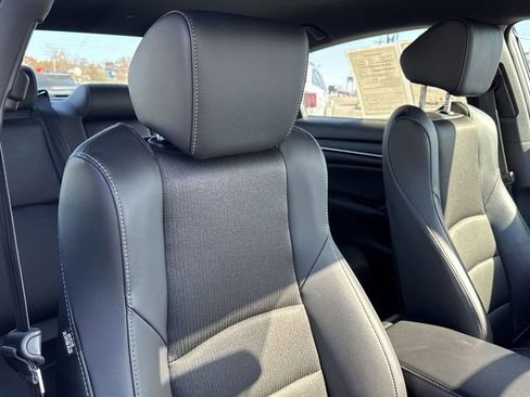 Used 2022 Honda Accord Sport image 23