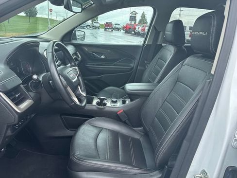 Certified 2024 GMC Terrain Denali AWD/4WD image 9