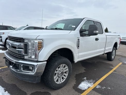 Used 2019 Ford F250 XLT w/ XLT Value Package image 17