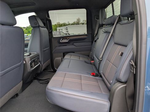 New 2026 Chevrolet Silverado 3500 High Country w/ Technology Package AWD/4WD image 9