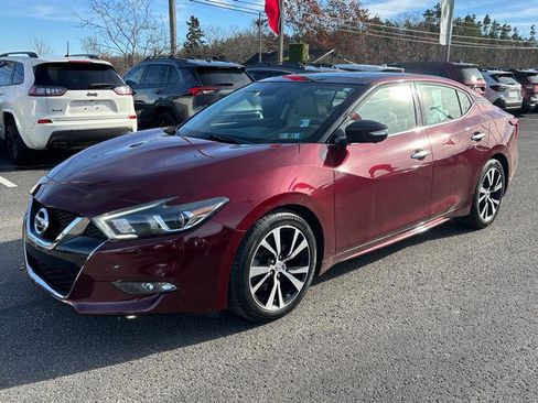 Used 2018 Nissan Maxima Platinum image 3